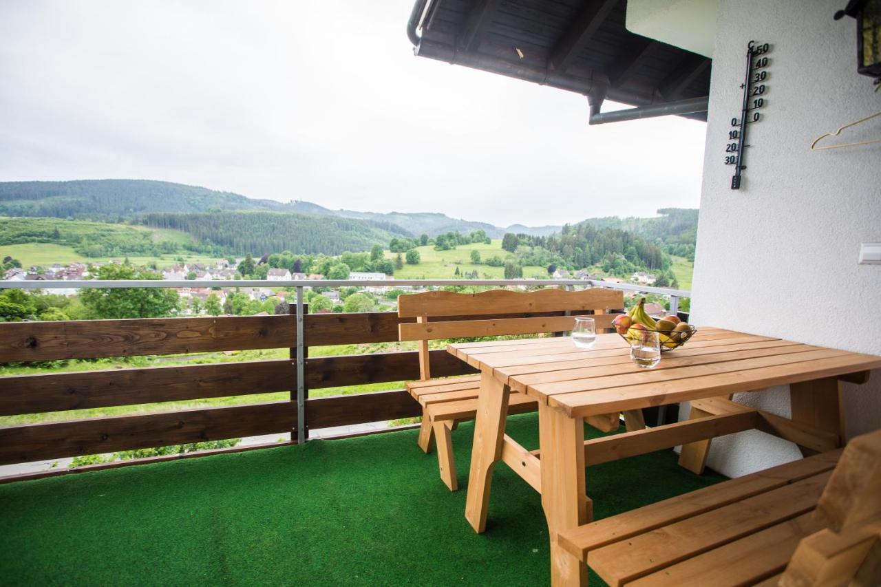 Auszeit Im Schwarzwald Apartment Lenzkirch Bagian luar foto